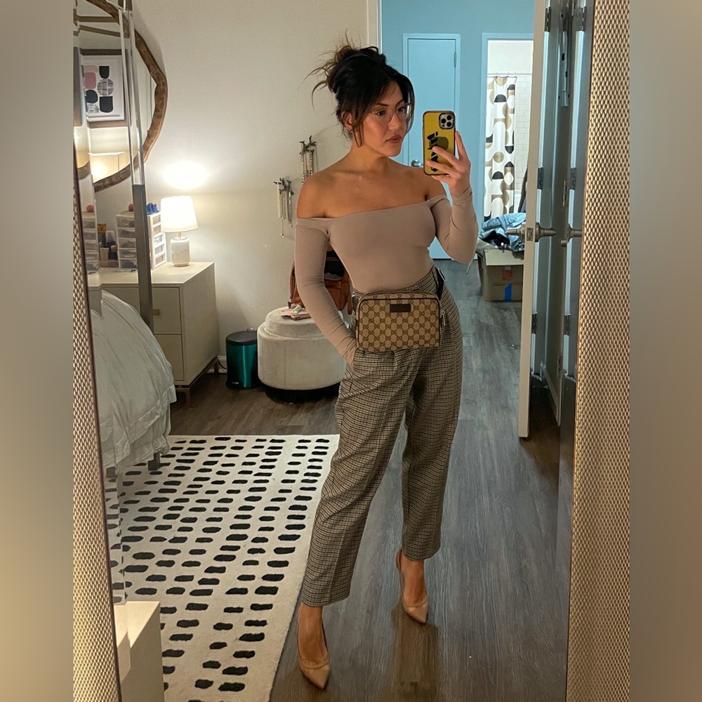 American Apparel Off Shoulder Long Sleeve Bodysuit Vintage Khaki Size Small - Picture 5 of 6